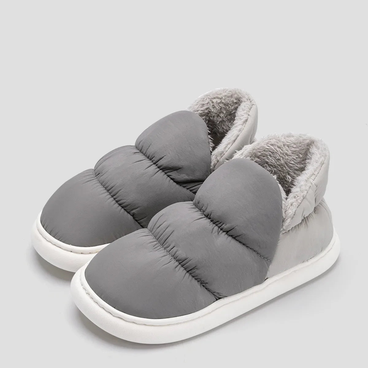 Cozy Mode On ❄️ – Plush Slides för Kalla Dagar